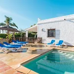 La Casa Del Estanque